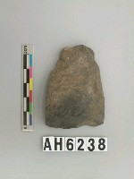 藏品(磨製石錛)的圖片